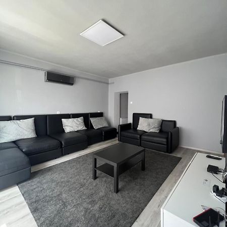 Hullam Apartman Balatonlelle Εξωτερικό φωτογραφία