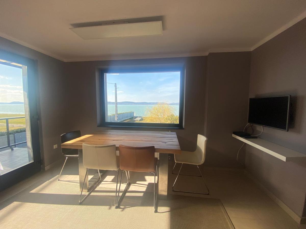 Hullam Apartman Balatonlelle Εξωτερικό φωτογραφία