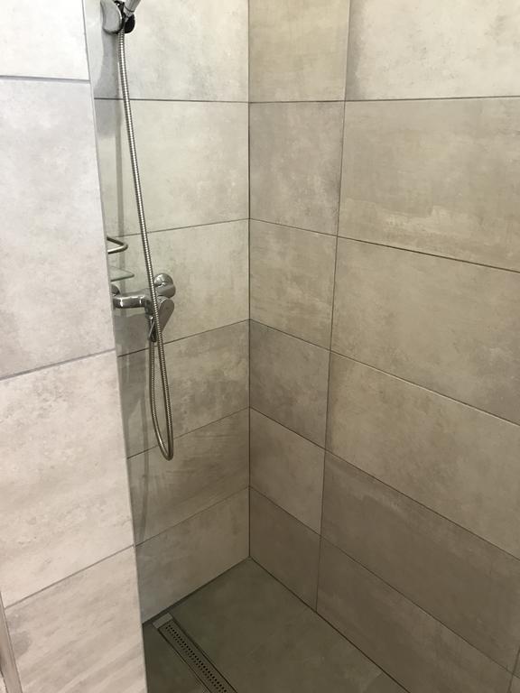 Hullam Apartman Balatonlelle Εξωτερικό φωτογραφία