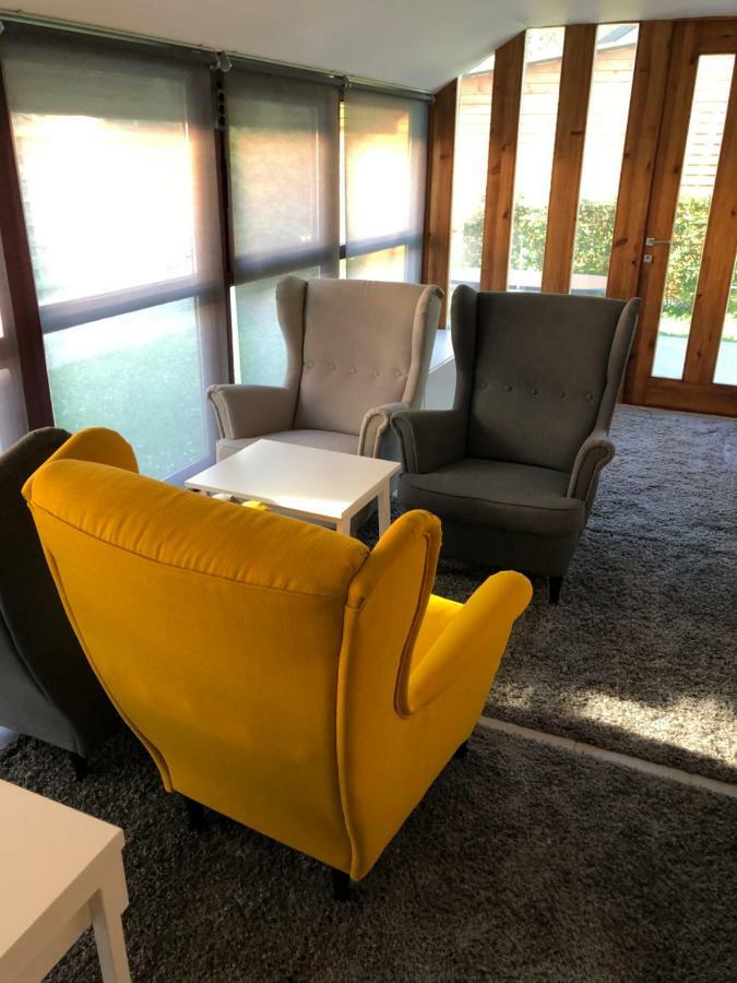 Hullam Apartman Balatonlelle Εξωτερικό φωτογραφία