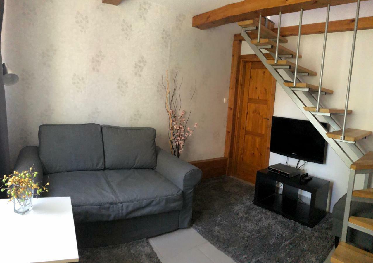 Hullam Apartman Balatonlelle Εξωτερικό φωτογραφία