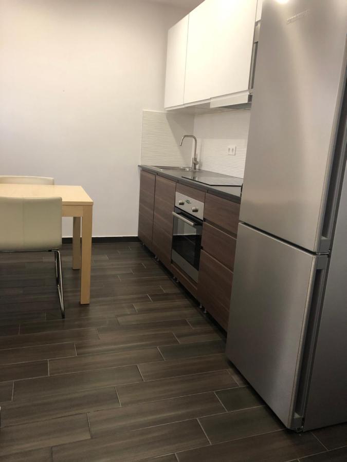 Hullam Apartman Balatonlelle Εξωτερικό φωτογραφία